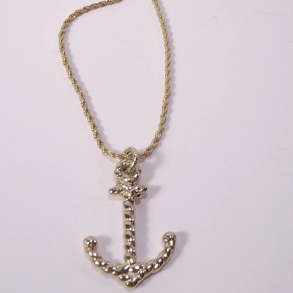Banana Republic Roots of BR Gold Ribbon Rope Anchor Pendant Necklace NWT 88 - Picture 10 of 15